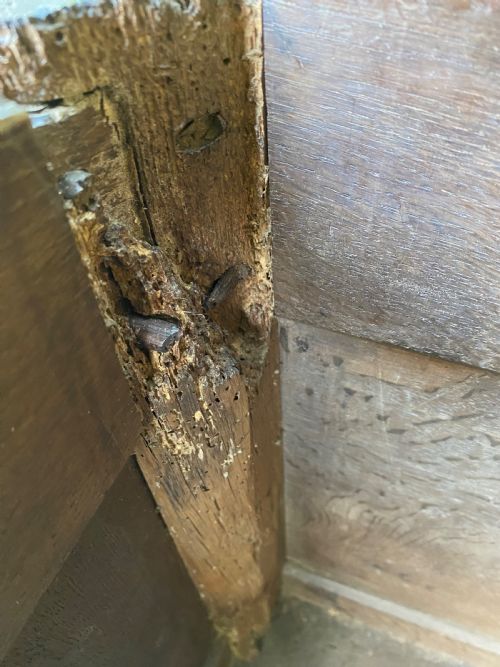 EARLY OAK COFFER - ADDITIONAL PHOTO 11