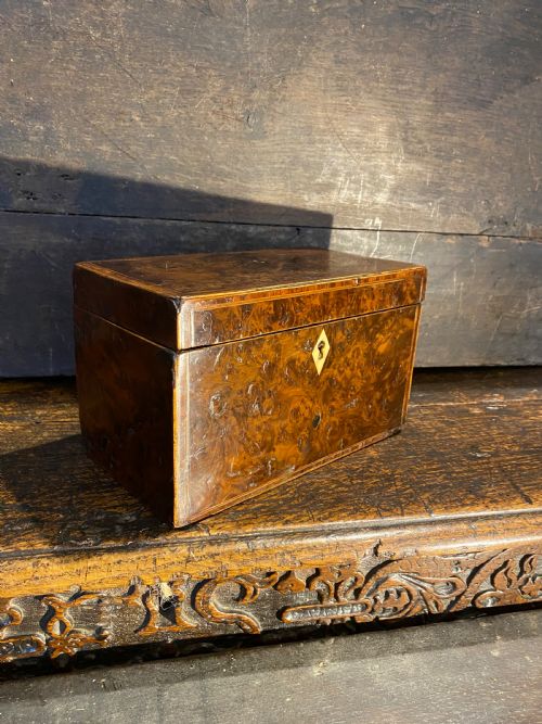 GEORGIAN BURR WOOD BOX - ADDITIONAL PHOTO 1