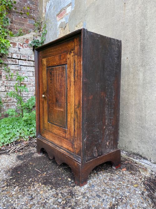ANTIQUE OAK CUPBOARD - ADDITIONAL PHOTO 8