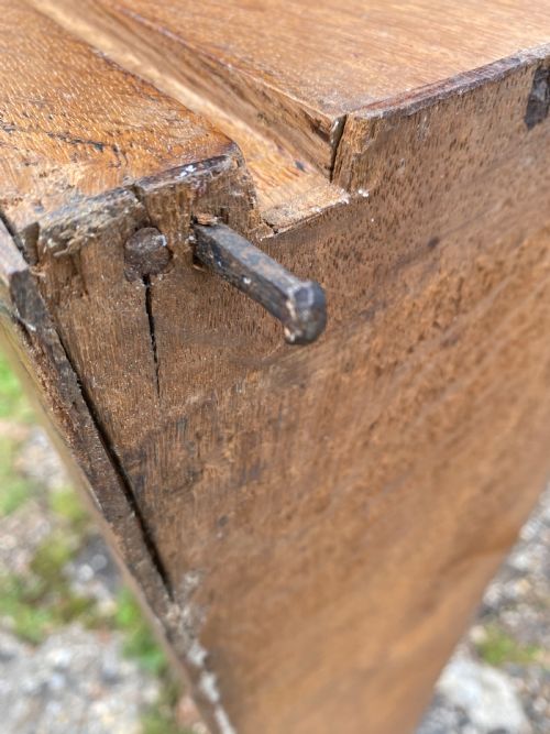 EARLY OAK CHEST OF DRAWERS - ADDITIONAL PHOTO 10