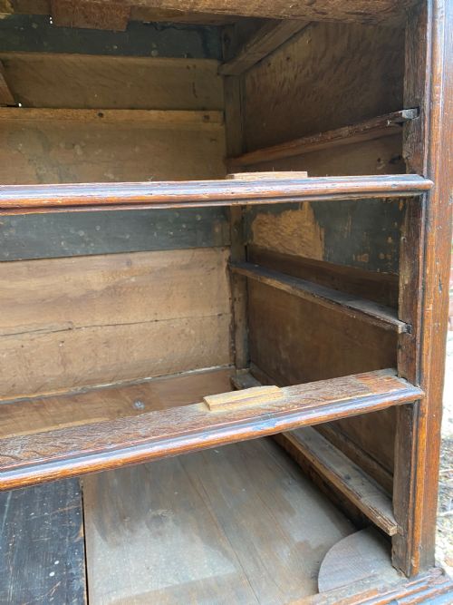 EARLY OAK CHEST OF DRAWERS - ADDITIONAL PHOTO 20