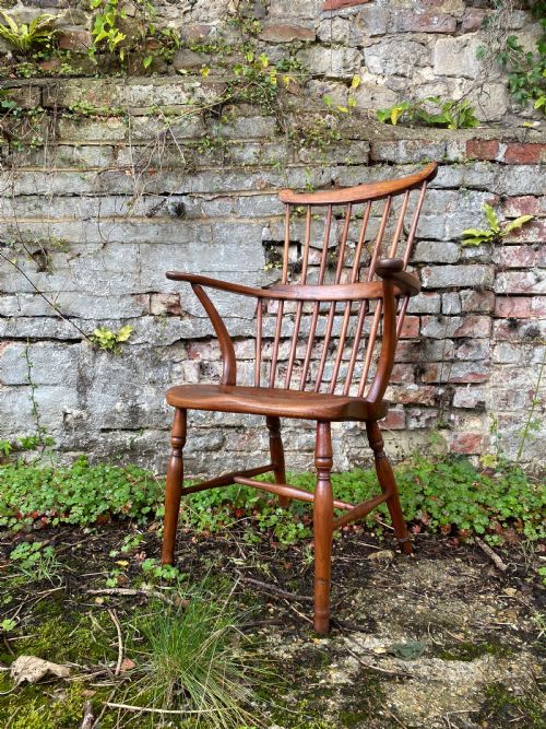 COMB BACK WINDSOR CHAIR - ADDITIONAL PHOTO 2