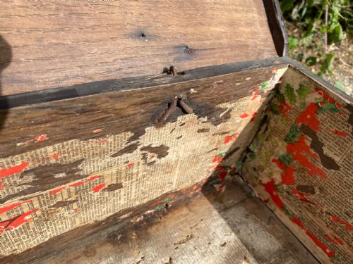EARLY OAK BOX - ADDITIONAL PHOTO 6
