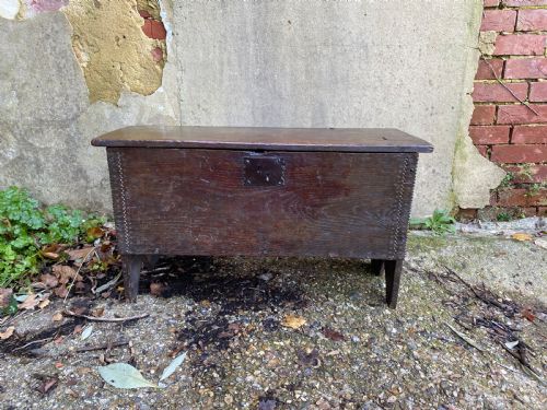 EARLY OAK COFFER - ADDITIONAL PHOTO 2