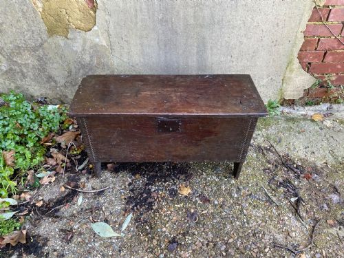 EARLY OAK COFFER - ADDITIONAL PHOTO 3