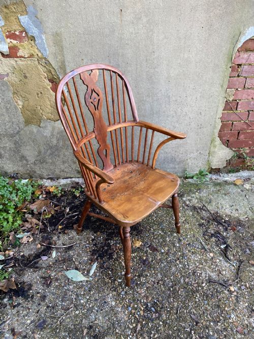 ANTIQUE YEW WOOD WINDSOR CHAIR - ADDITIONAL PHOTO 5