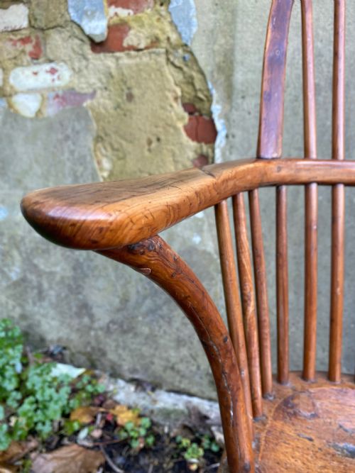 ANTIQUE YEW WOOD WINDSOR CHAIR - ADDITIONAL PHOTO 10