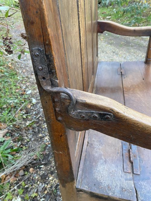 EARLY OAK SETTLE - ADDITIONAL PHOTO 7