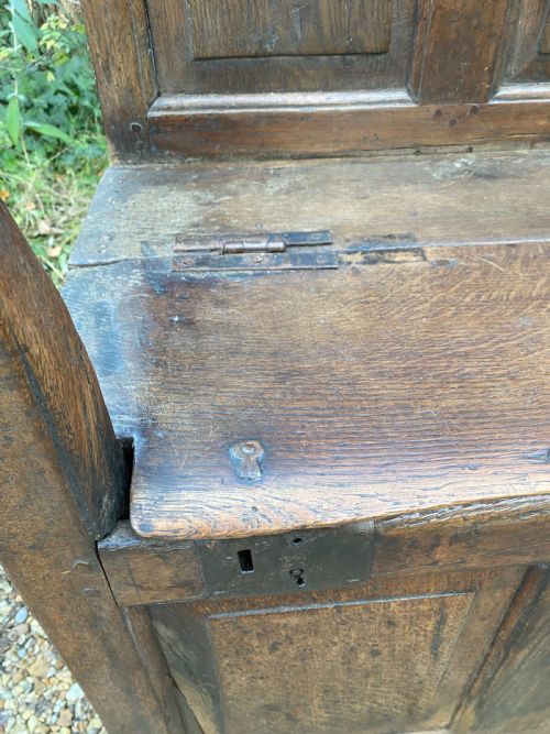 EARLY OAK SETTLE - ADDITIONAL PHOTO 11