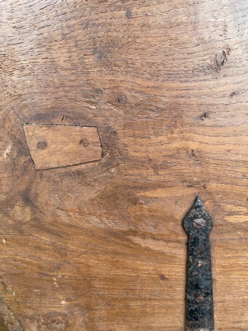 EARLY OAK SWORD CHEST - ADDITIONAL PHOTO 25