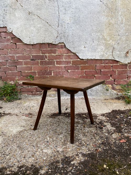 primitive table - CATEGORY: ANTIQUE TABLES - DATED 19TH CENTURY