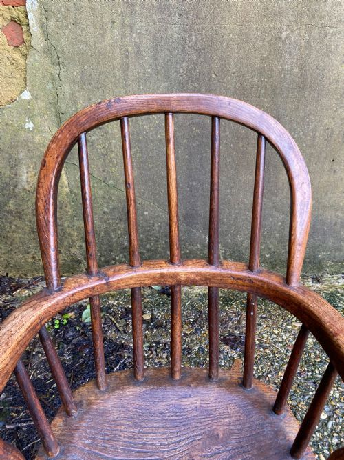 ANTIQUE CHILDS WINDSOR CHAIR - ADDITIONAL PHOTO 9