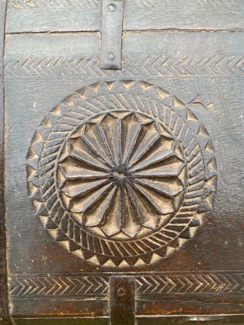 ANTIQUE INDIAN CHEST - ADDITIONAL PHOTO 15