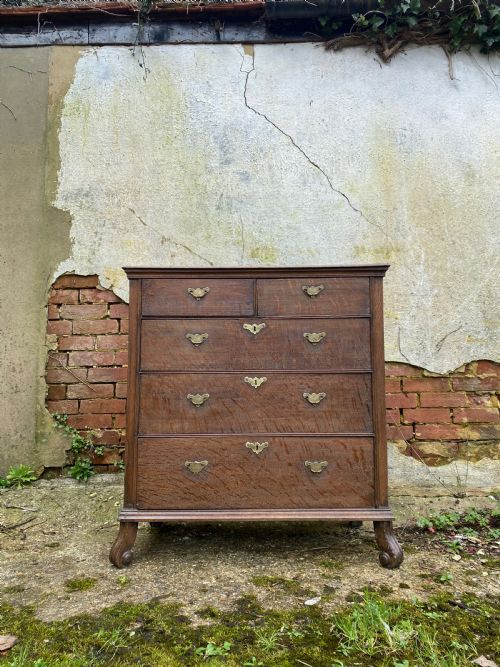 early oak chest of drawers - CATEGORY: ANTIQUE CHEST OF DRAWERS - DATED 18TH CENTURY
