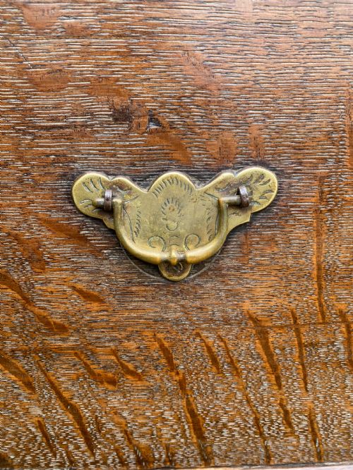 EARLY OAK CHEST OF DRAWERS - ADDITIONAL PHOTO 6
