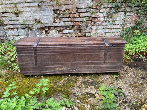 VERY EARLY OAK PLANK COFFER - ADDITIONAL PHOTO 23