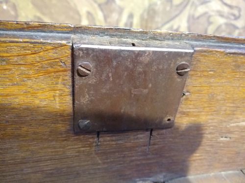 EARLY 18TH CENTURY EAST ANGLIAN OAK CHEST OF DRAWERS - ADDITIONAL PHOTO 2