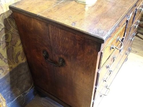 EARLY 18TH CENTURY EAST ANGLIAN OAK CHEST OF DRAWERS - ADDITIONAL PHOTO 3