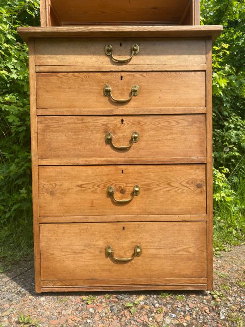 ANTIQUE PINE DRESSER - ADDITIONAL PHOTO 3