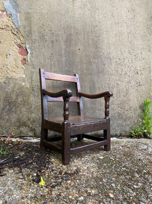 early oak childs chair - CATEGORY: ANTIQUE CHAIRS - DATED 18TH CENTURY