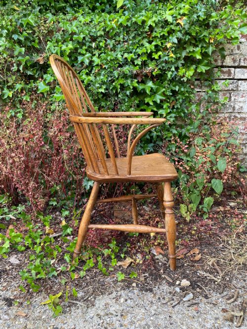 ANTIQUE WINDSOR CHAIR - ADDITIONAL PHOTO 5