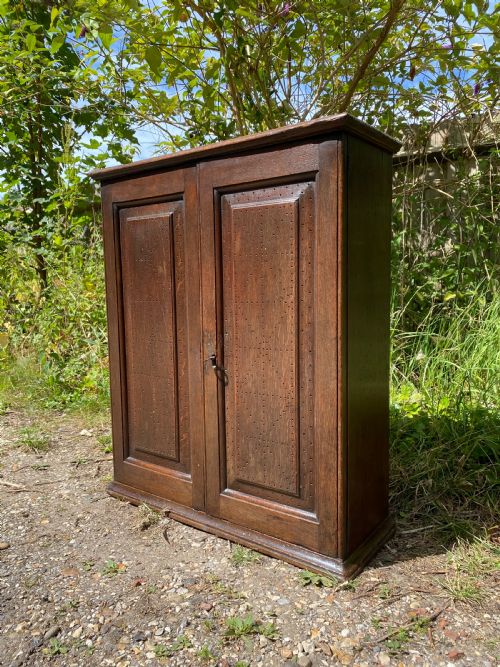 early oak food cupboard - CATEGORY: ANTIQUE CUPBOARDS - DATED 18TH CENTURY
