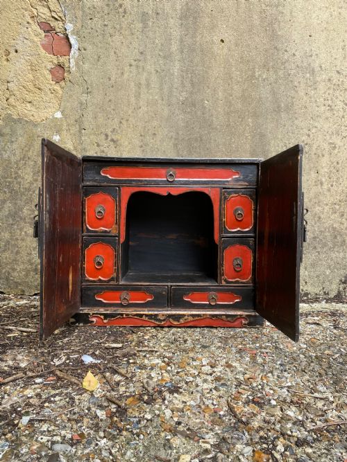ANTIQUE CHINESE OFFICIALS TABLE CABINET - ADDITIONAL PHOTO 3