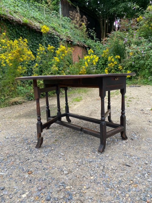 LARGE EARLY OAK GATELEG TABLE - ADDITIONAL PHOTO 10