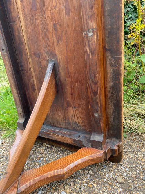 ANTIQUE TAVERN TABLE - ADDITIONAL PHOTO 24