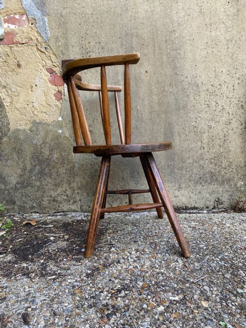 ANTIQUE PRIMITIVE WINDSOR CHAIR - ADDITIONAL PHOTO 16