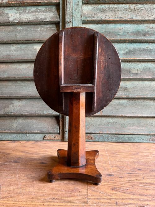 APPRENTICE PIECE TABLE - ADDITIONAL PHOTO 9