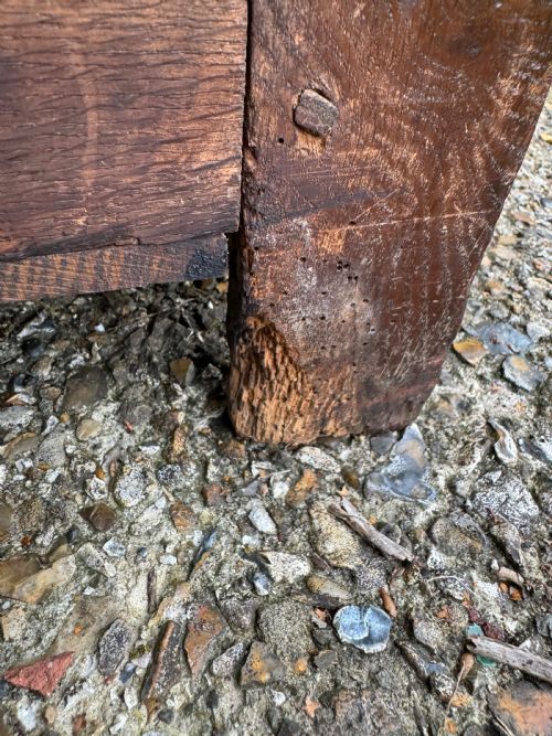 A SMALL EARLY OAK COFFER - ADDITIONAL PHOTO 23