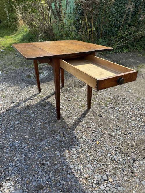 ANTIQUE TABLE - ADDITIONAL PHOTO 8