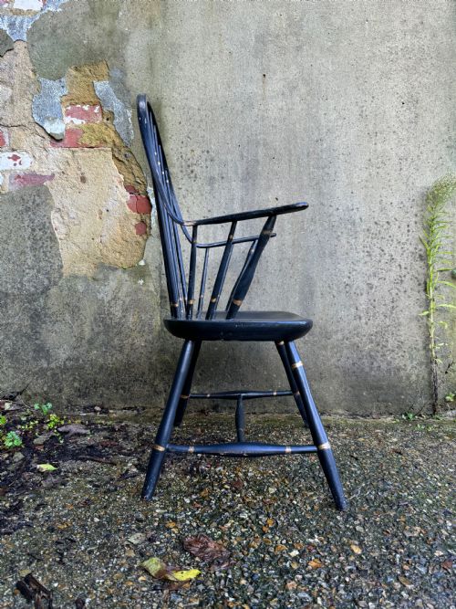 ANTIQUE WINDSOR CHAIR - ADDITIONAL PHOTO 10