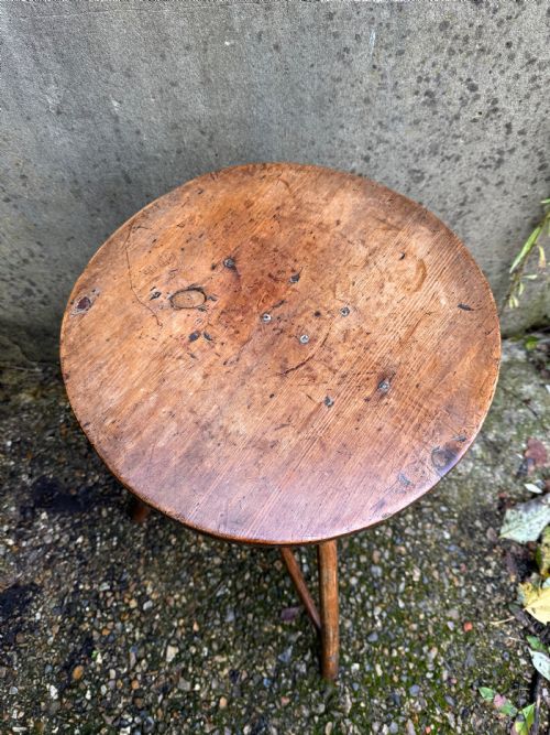 ANTIQUE PRIMITIVE CRICKET TABLE - ADDITIONAL PHOTO 4