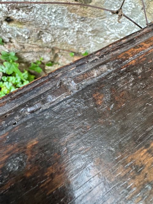 EARLY OAK CHILDS COFFER - ADDITIONAL PHOTO 14