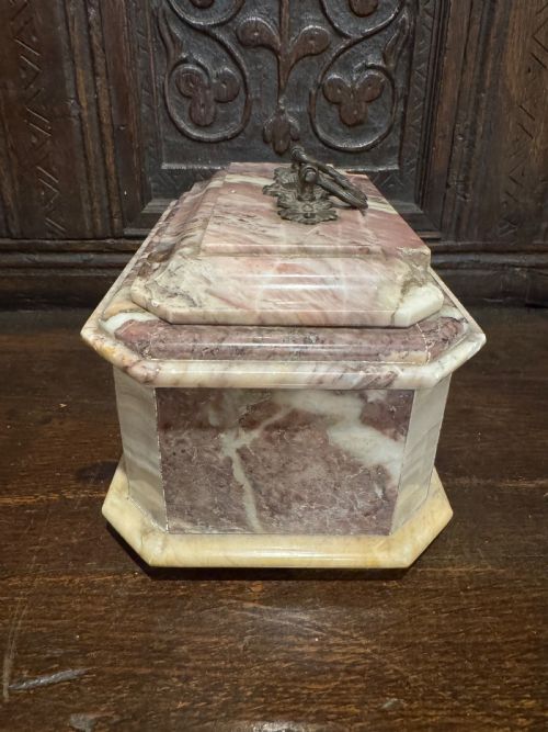 ANTIQUE MARBLE CASKET - ADDITIONAL PHOTO 8