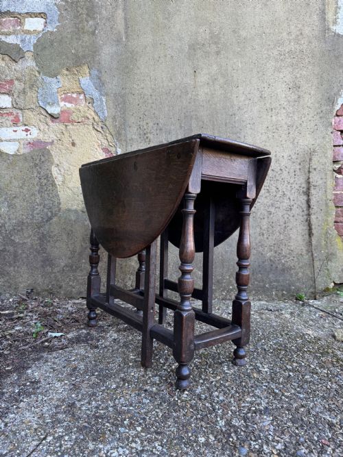 EARLY OAK GATELEG TABLE - ADDITIONAL PHOTO 5