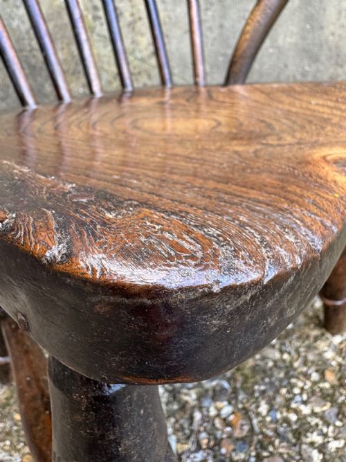 ANTIQUE CHILDS WINDSOR CHAIR - ADDITIONAL PHOTO 26