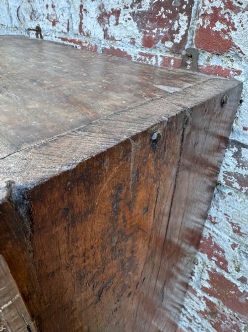 EARLY OAK WALL CUPBOARD - ADDITIONAL PHOTO 14