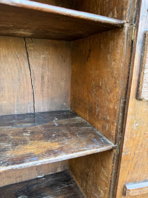 EARLY OAK WALL CUPBOARD - ADDITIONAL PHOTO 17