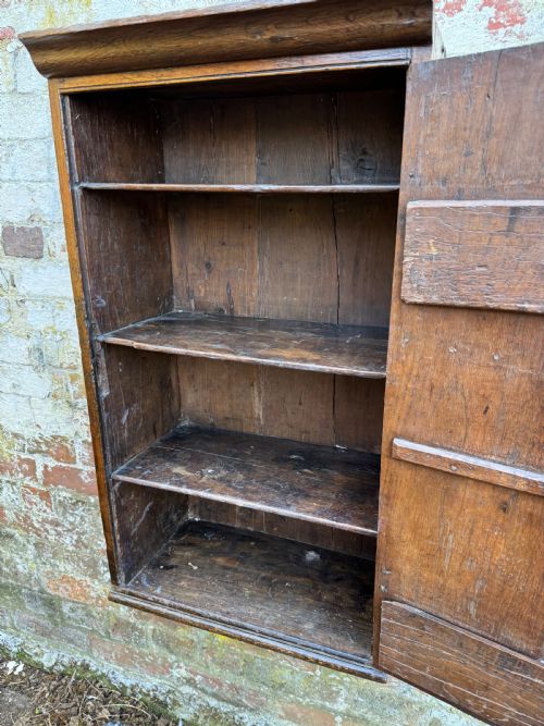 EARLY OAK WALL CUPBOARD - ADDITIONAL PHOTO 18