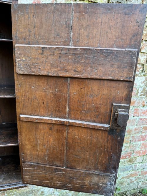 EARLY OAK WALL CUPBOARD - ADDITIONAL PHOTO 19