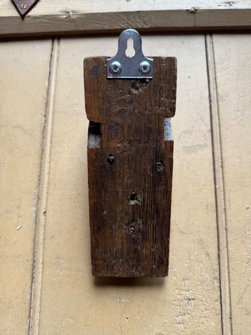 EARLY OAK CARVING - ADDITIONAL PHOTO 8
