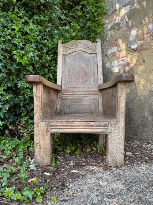EARLY ELM ARMCHAIR - ADDITIONAL PHOTO 3