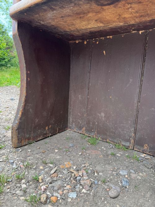 AN ANTIQUE SETTLE - ADDITIONAL PHOTO 13