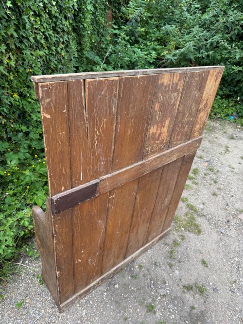 AN ANTIQUE SETTLE - ADDITIONAL PHOTO 23