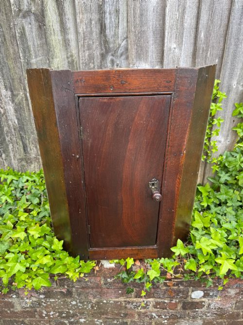 EARLY OAK PROVINCIAL CUPBOARD - ADDITIONAL PHOTO 5