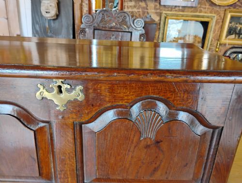 WELSH OAK COFFOR BACH MINIATURE COFFER C176080 - ADDITIONAL PHOTO 3