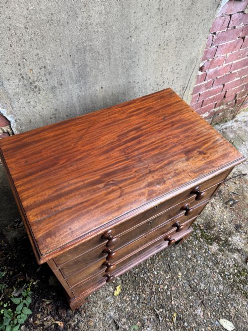 ANTIQUE CHEST OF DRAWERS - ADDITIONAL PHOTO 8